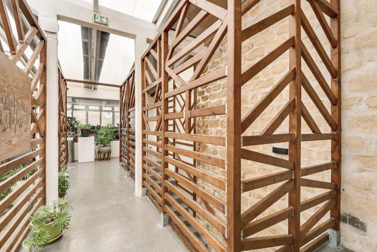 L'oasis Montparnasse Hotel