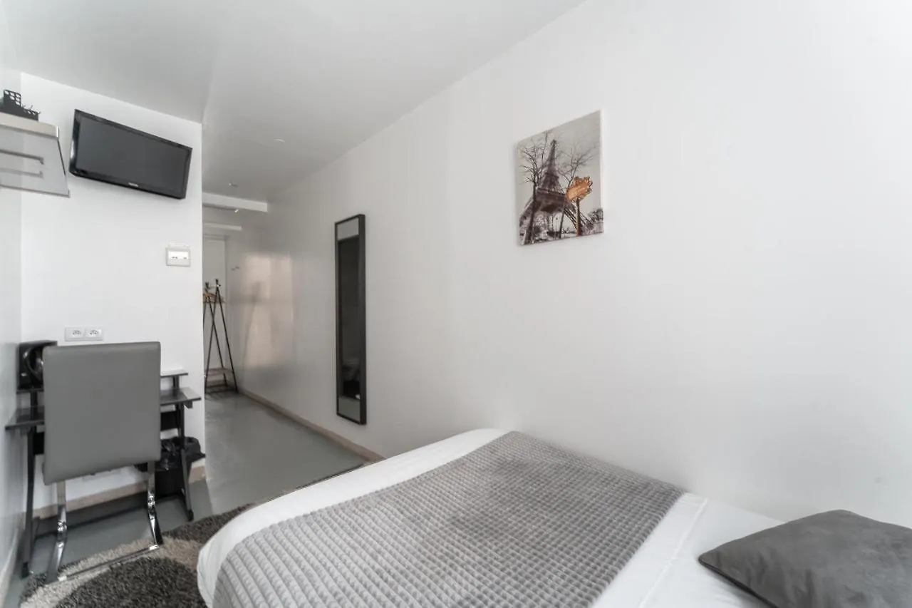 L'oasis Montparnasse 2* Paris