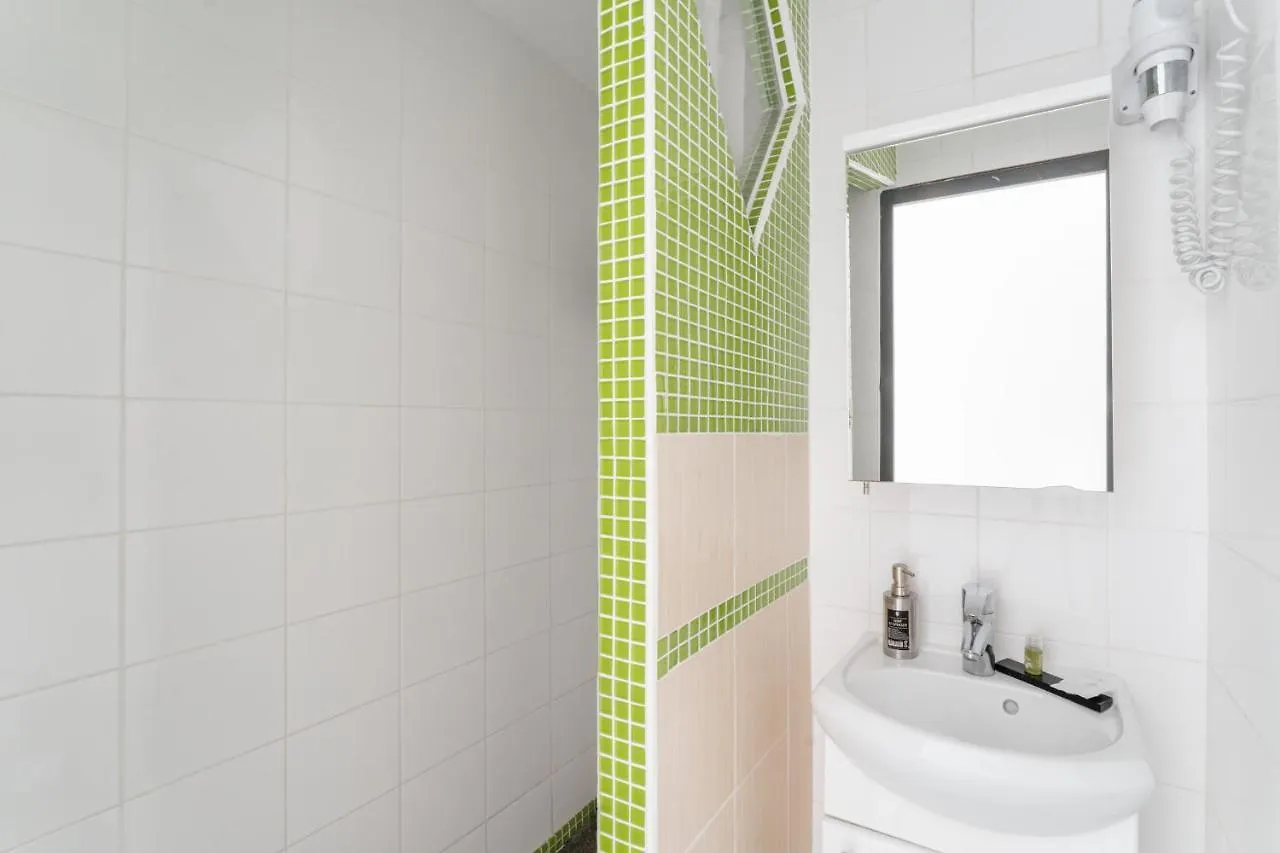 L'oasis Montparnasse Hotell